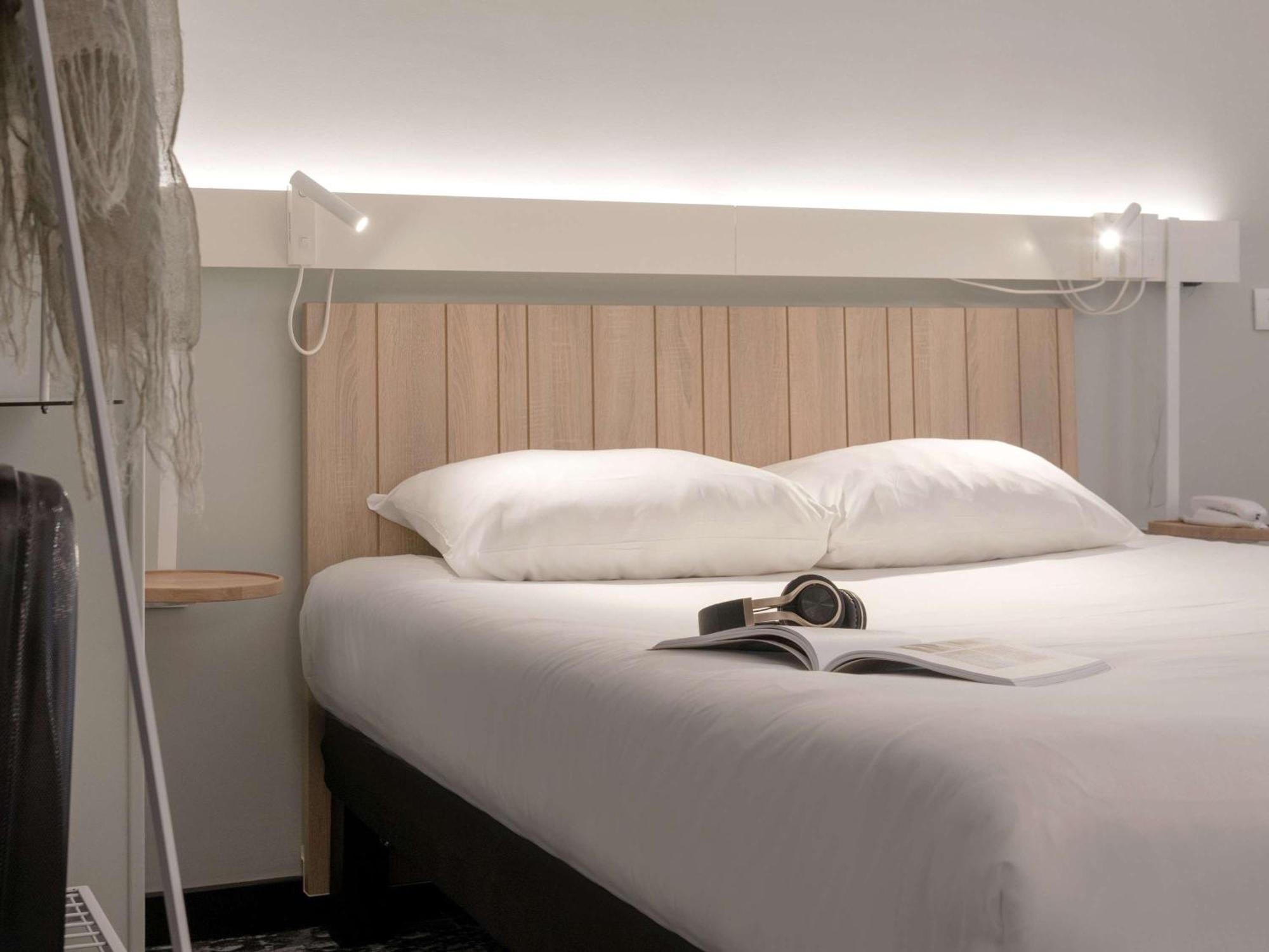 Ibis Paris Rueil Malmaison Экстерьер фото