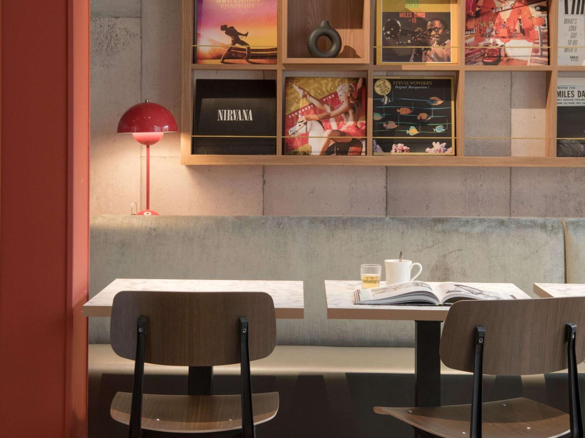 Ibis Paris Rueil Malmaison Экстерьер фото